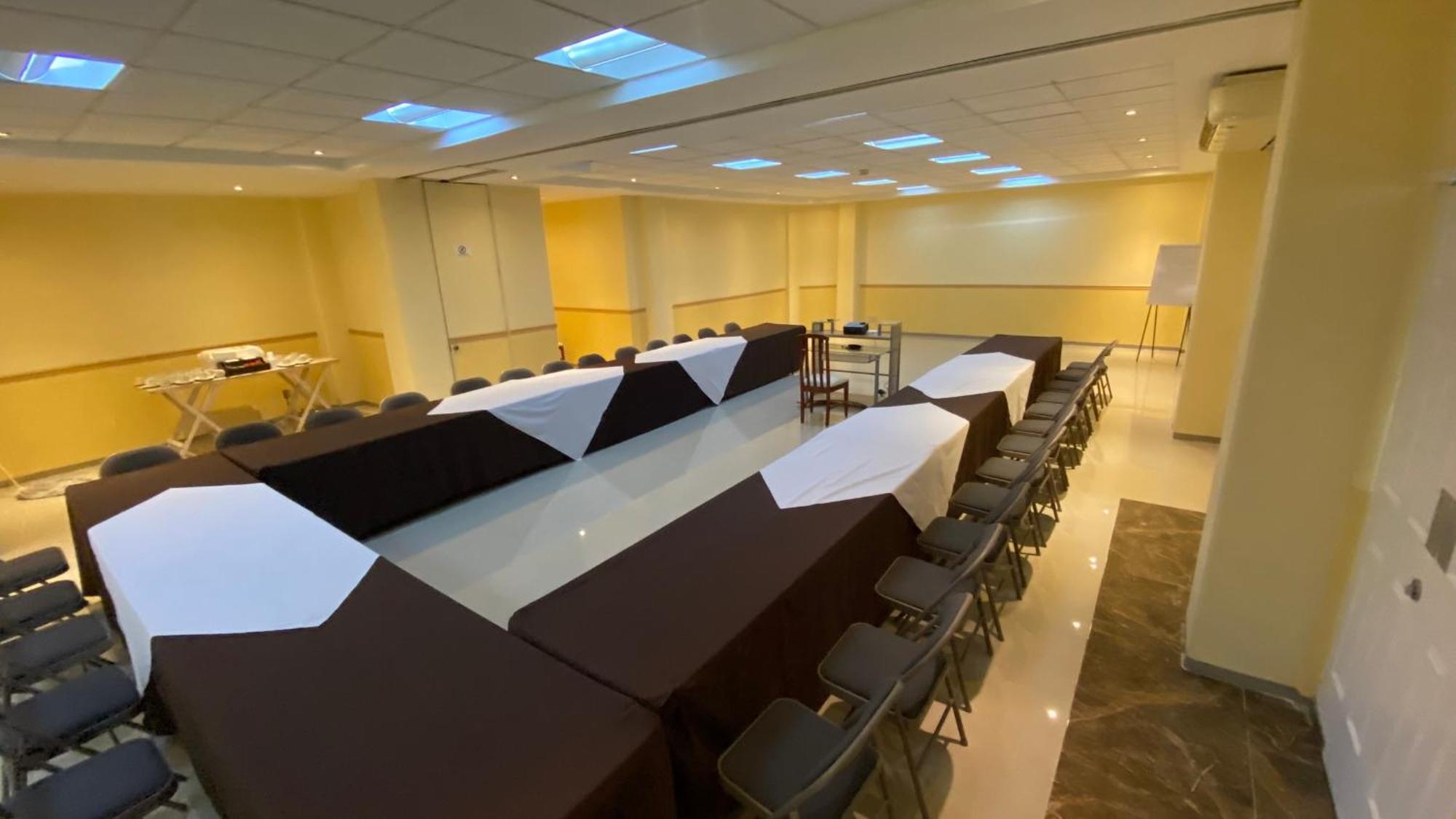 Hotel Enterprise Inn Poliforum León Dış mekan fotoğraf